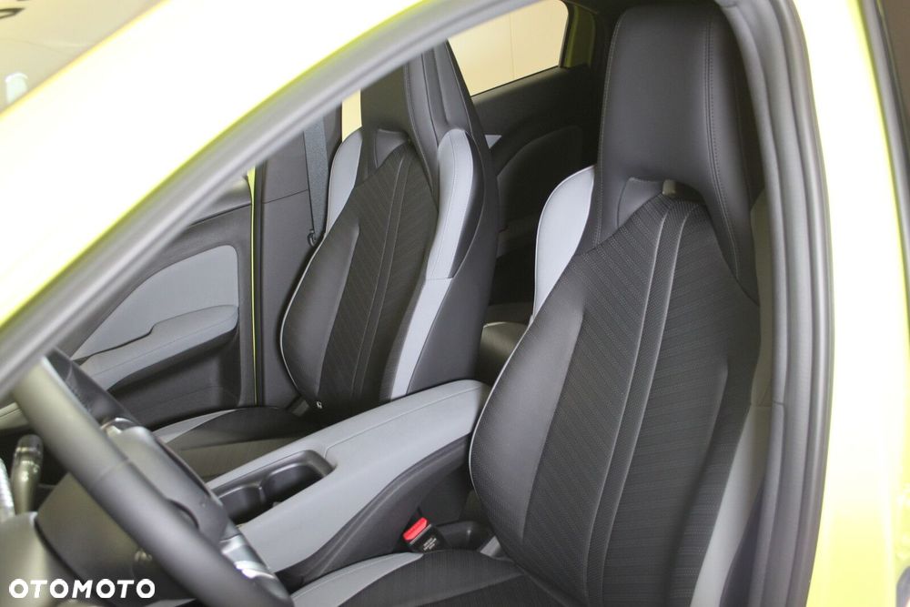 BYD Dolphin Surf - 31