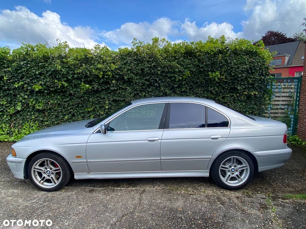 BMW Seria 5 - 12
