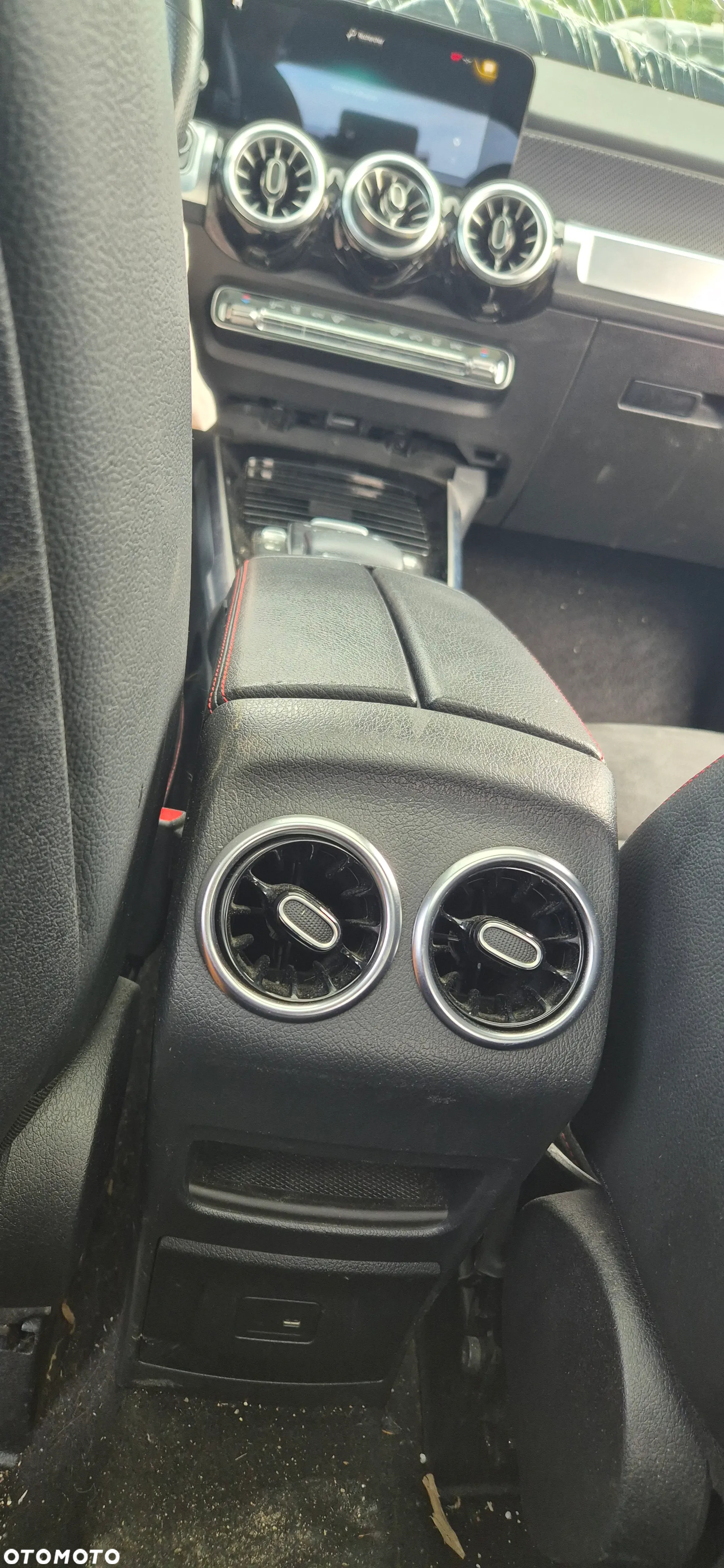 Mercedes-Benz GLB 200 d 4-Matic AMG Line 8G-DCT - 40