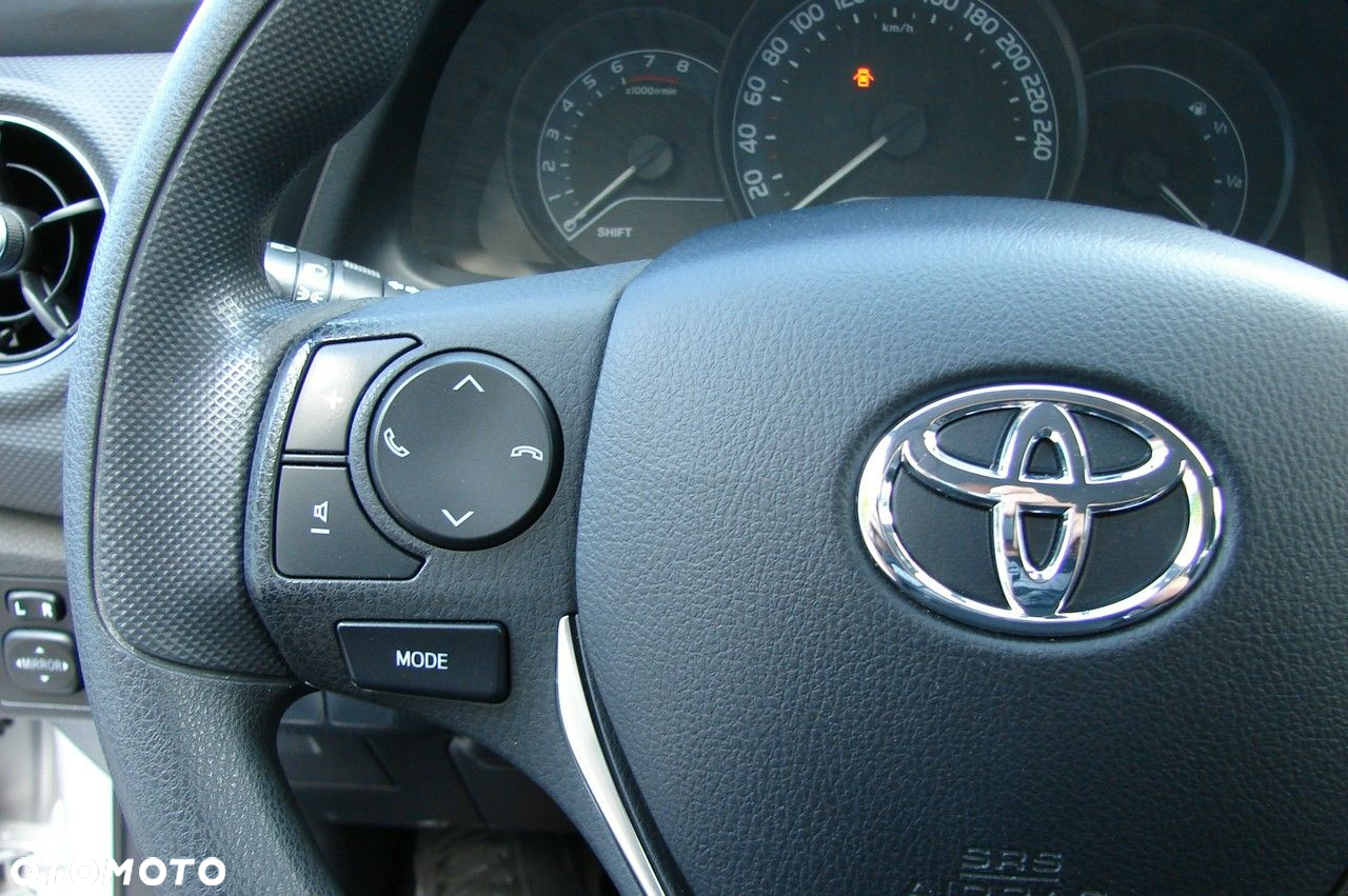 Toyota Auris - 24