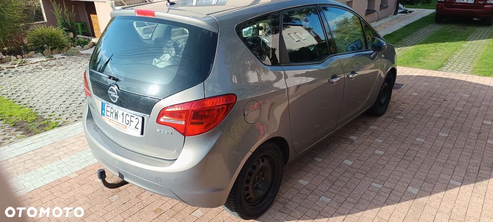 Opel Meriva - 9
