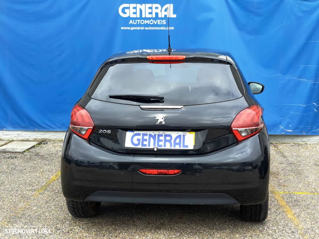 Peugeot 208 1.2 PureTech Signature - 4