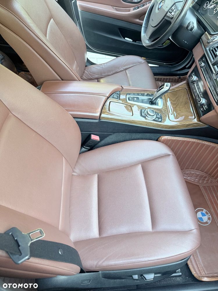 BMW Seria 5 535i xDrive Luxury Line - 6