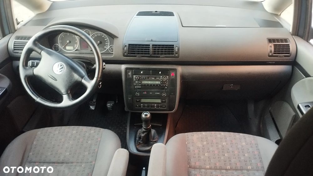 Volkswagen Sharan 1.9 TDI Special - 17