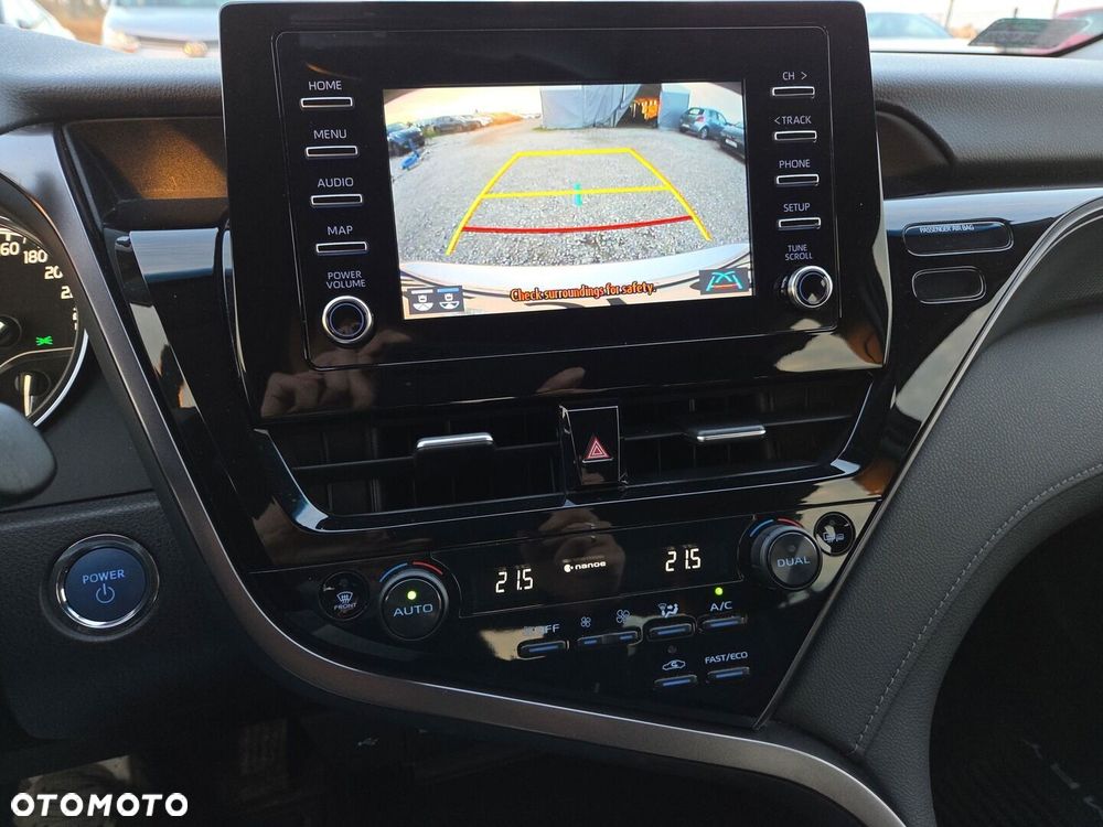 Toyota Camry 2.5 Hybrid Comfort CVT - 20