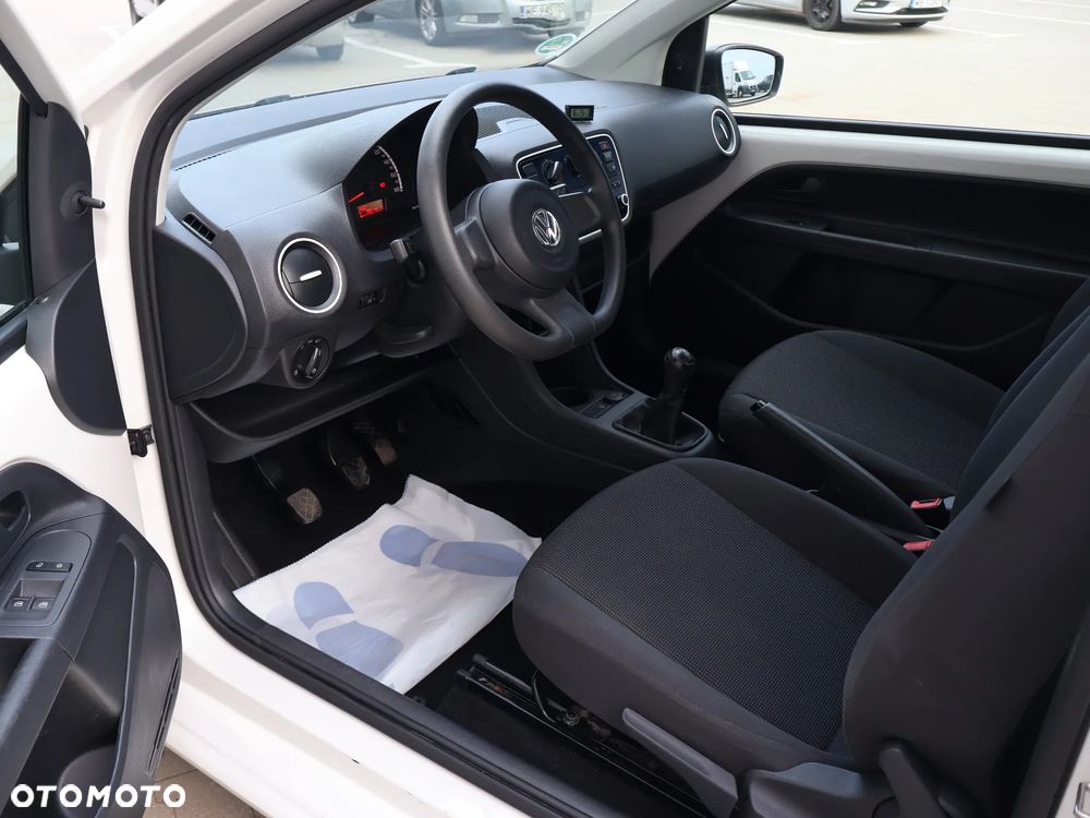 Volkswagen up! Standard - 7