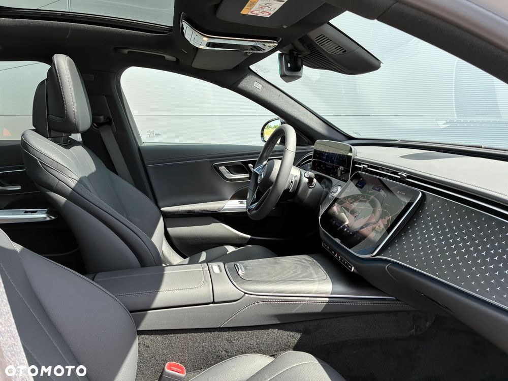 Mercedes-Benz Klasa E 220 d mHEV 4-Matic Avantgarde 9G-Tronic - 5