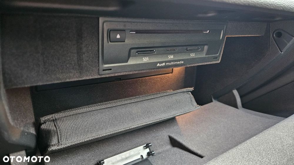 Audi A3 Sportback 1.4 TFSI CoD ultra Attraction - 33