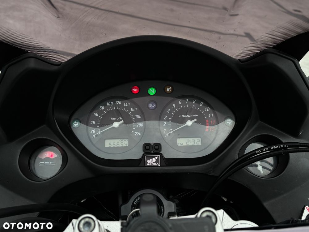 Honda CBF - 9