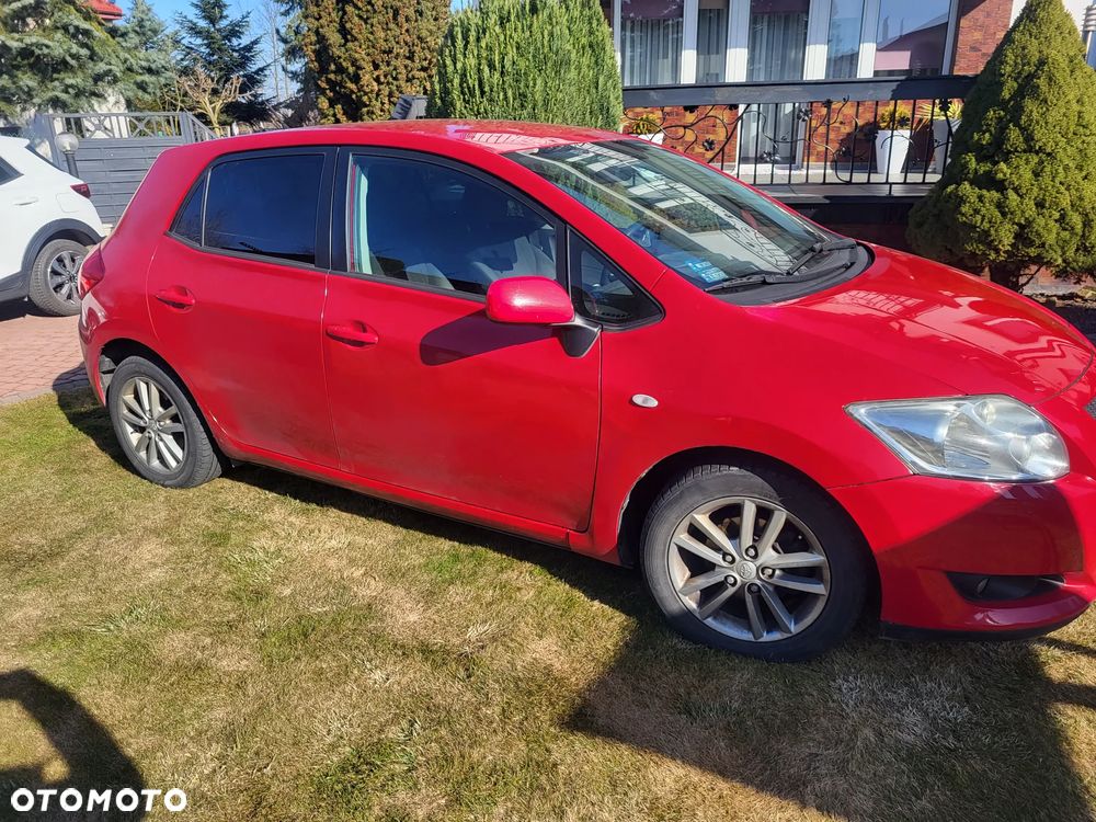 Toyota Auris 1.6 Premium - 2