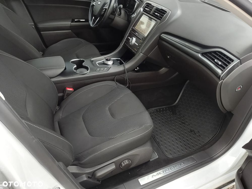 Ford Mondeo 2.0 EcoBlue Titanium - 18