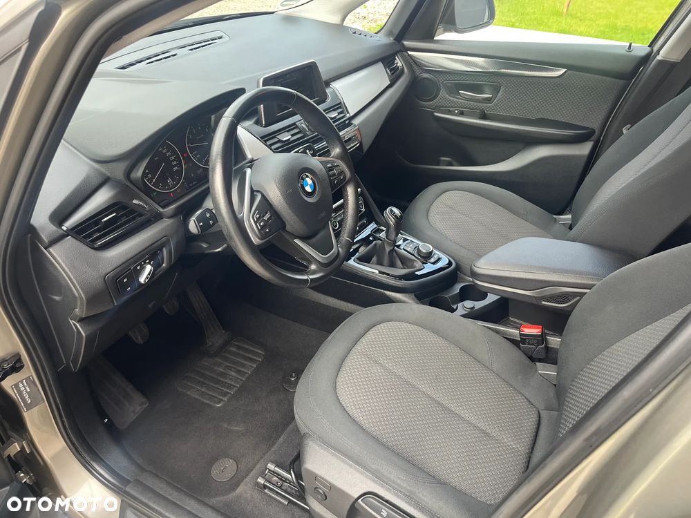 BMW Seria 2 216i Active Tourer - 15