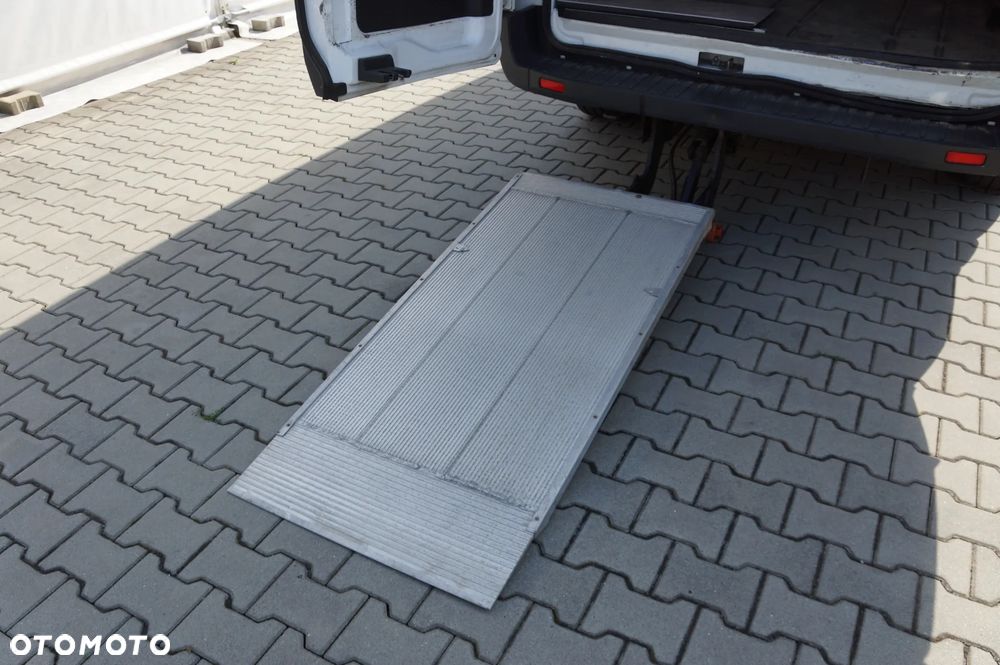 Ford Transit - 28