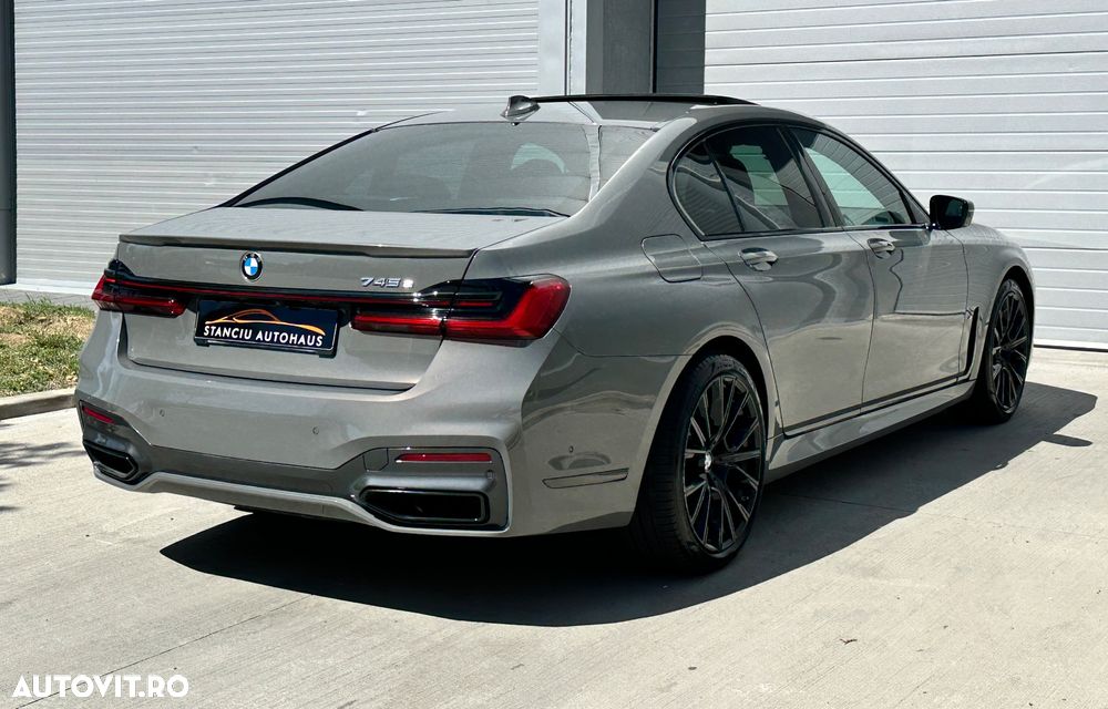BMW Seria 7 745e - 8