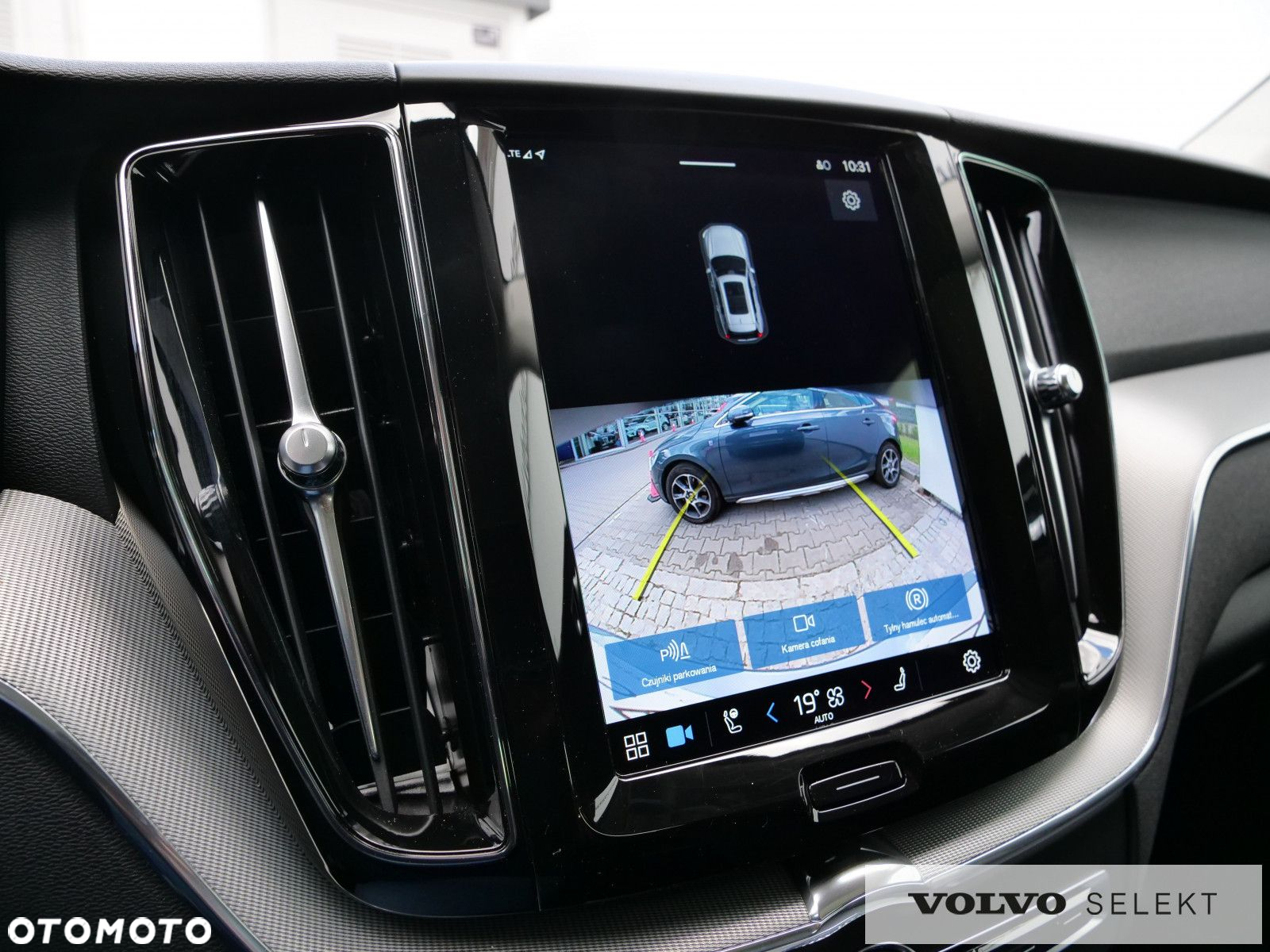 Volvo XC 60 - 24