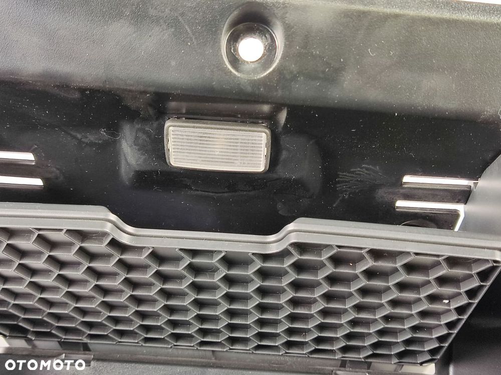 VOLVO XC40 17-21r Schowek - 7