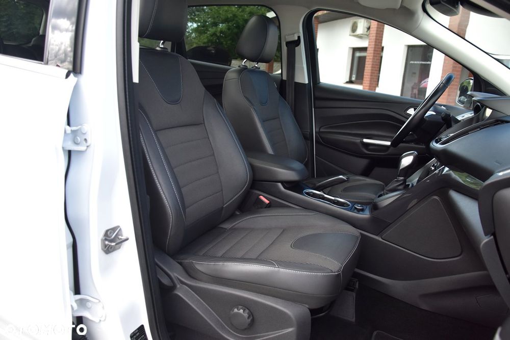 Ford Kuga 2.0 TDCi 4x4 Individual - 30
