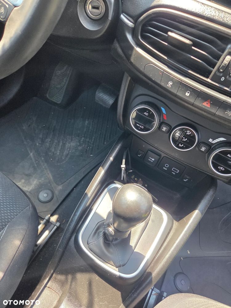 Fiat Tipo - 18