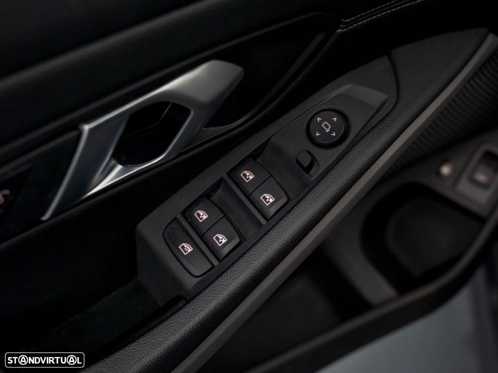 BMW 320 e Corporate Edition Auto - 18