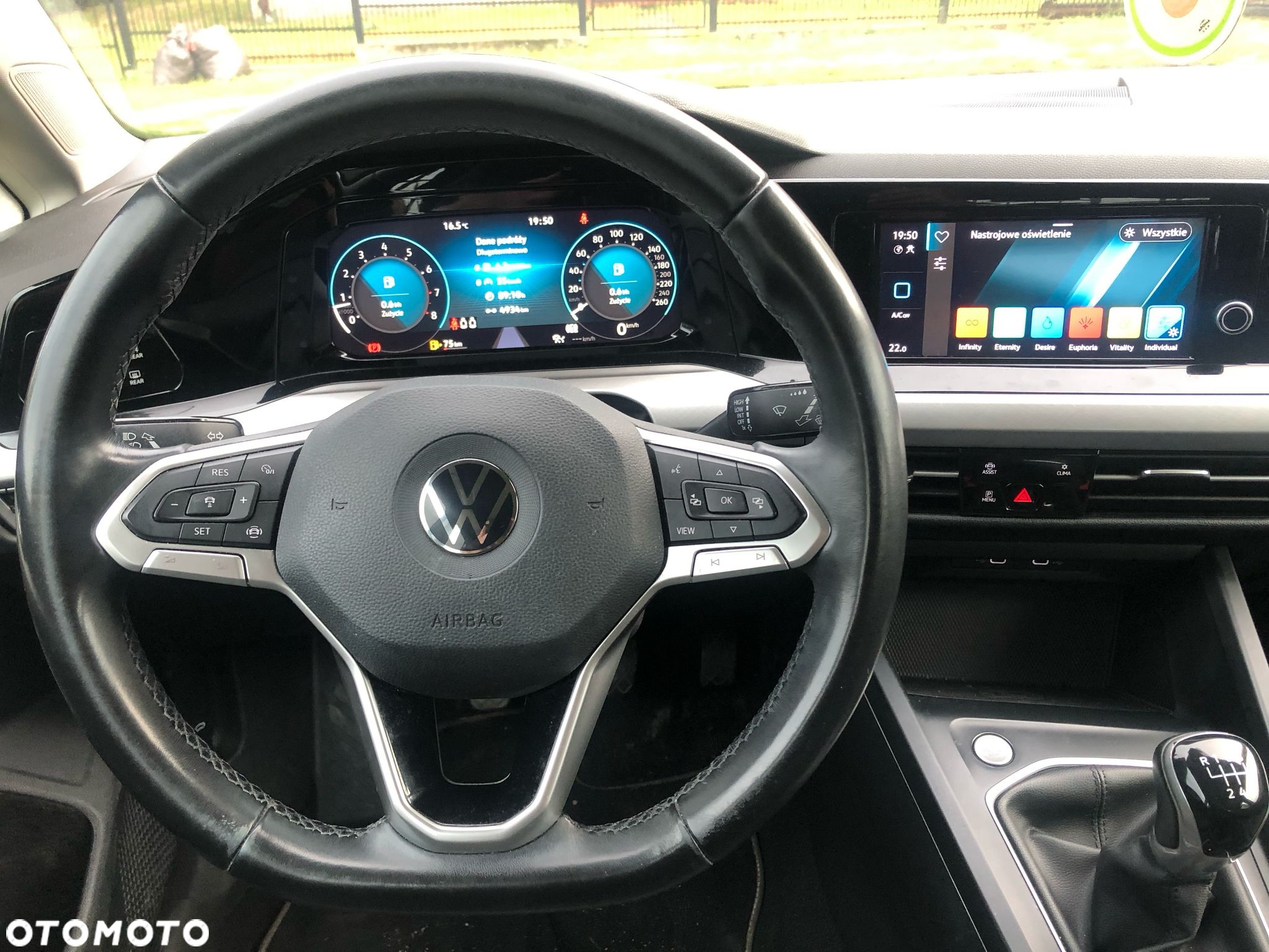 Volkswagen Golf VII 1.5 TSI BMT Highline - 12