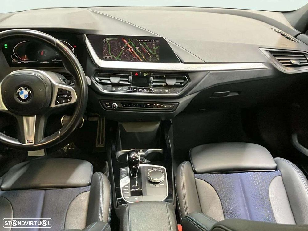 BMW 116 d Pack Desportivo M Auto - 9