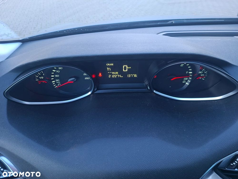 Peugeot 308 1.6 BlueHDi Business Line S&S - 18
