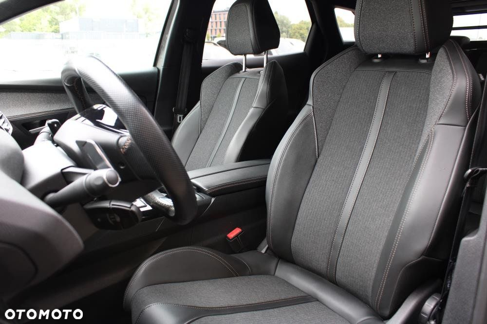 Peugeot 3008 - 11