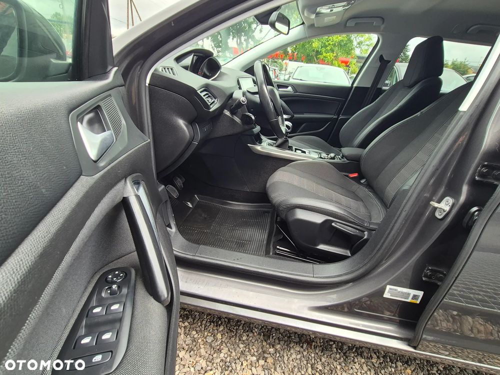 Peugeot 308 BlueHDi 130 Stop & Start Active Pack - 24