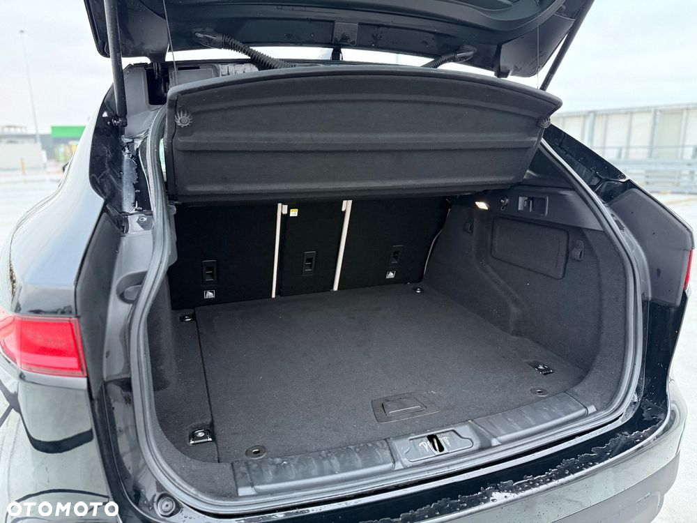 Jaguar F-Pace 20d AWD Prestige - 11