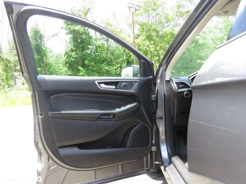Ford Edge - 23
