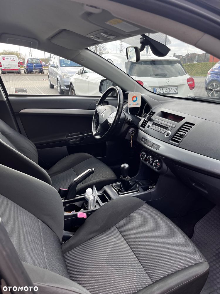 Mitsubishi Lancer 1.8 Intense - 2