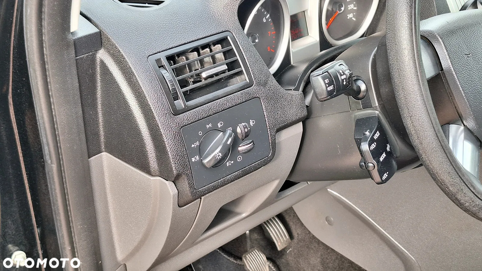 Ford C-MAX 1.6 Ambiente - 8