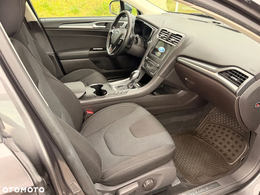 Ford Mondeo 2.0 TDCi Titanium PowerShift - 10