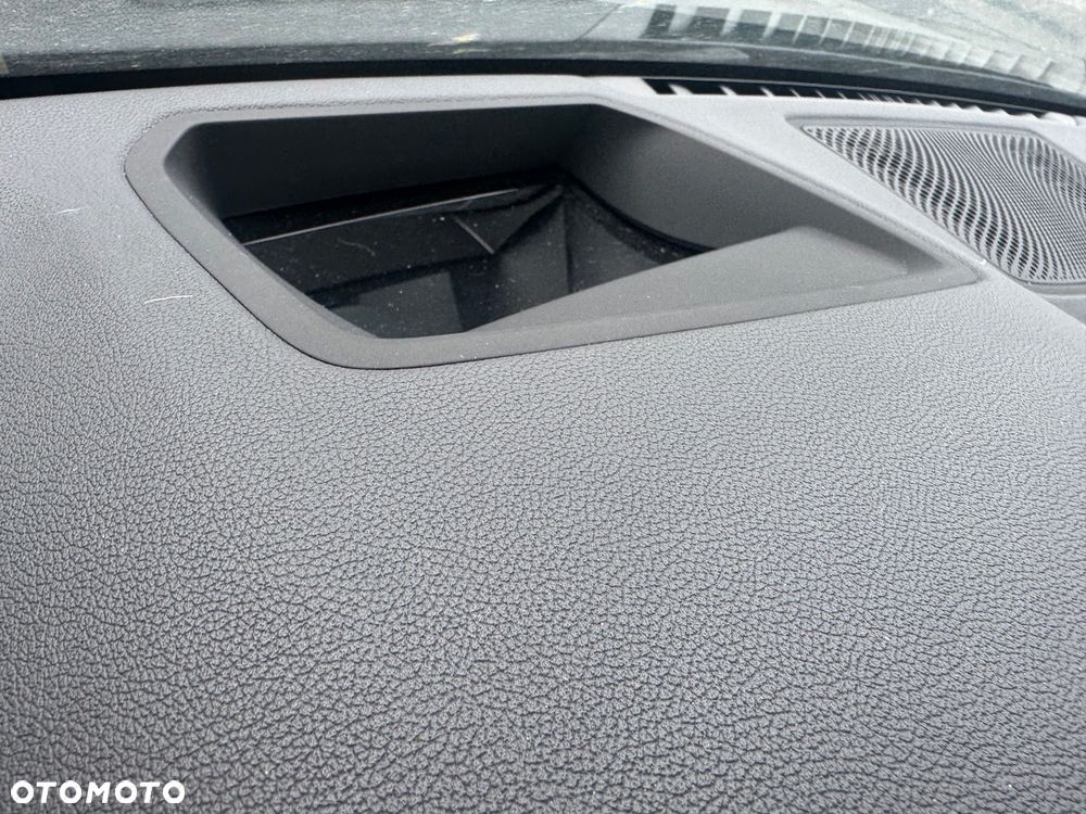 BMW Seria 7 750Li xDrive Edition Exclusive - 14