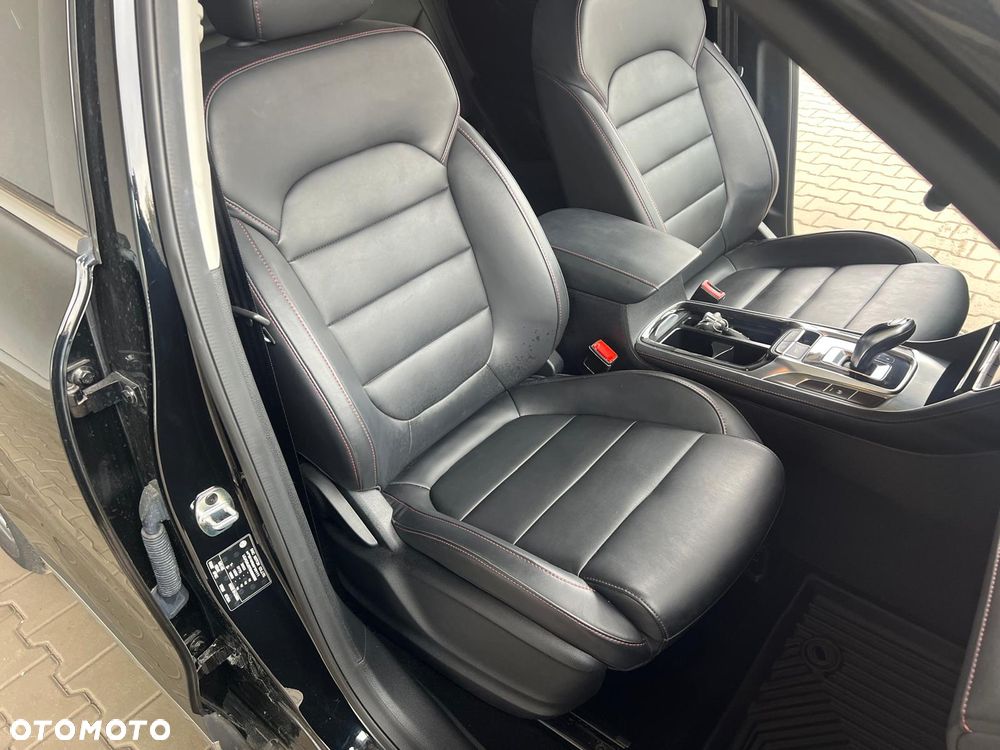 MG HS 1.5 T-GDI Excite DCT - 22