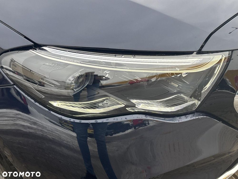 Mercedes-Benz Klasa E - 21