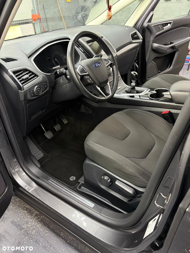 Ford S-Max 2.0 EcoBlue Titanium - 3