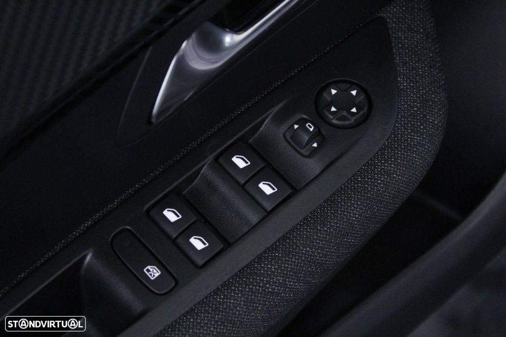Peugeot e-208 50 kWh Style - 21