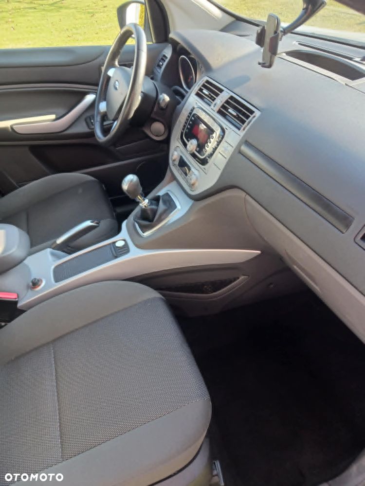 Ford Kuga - 14