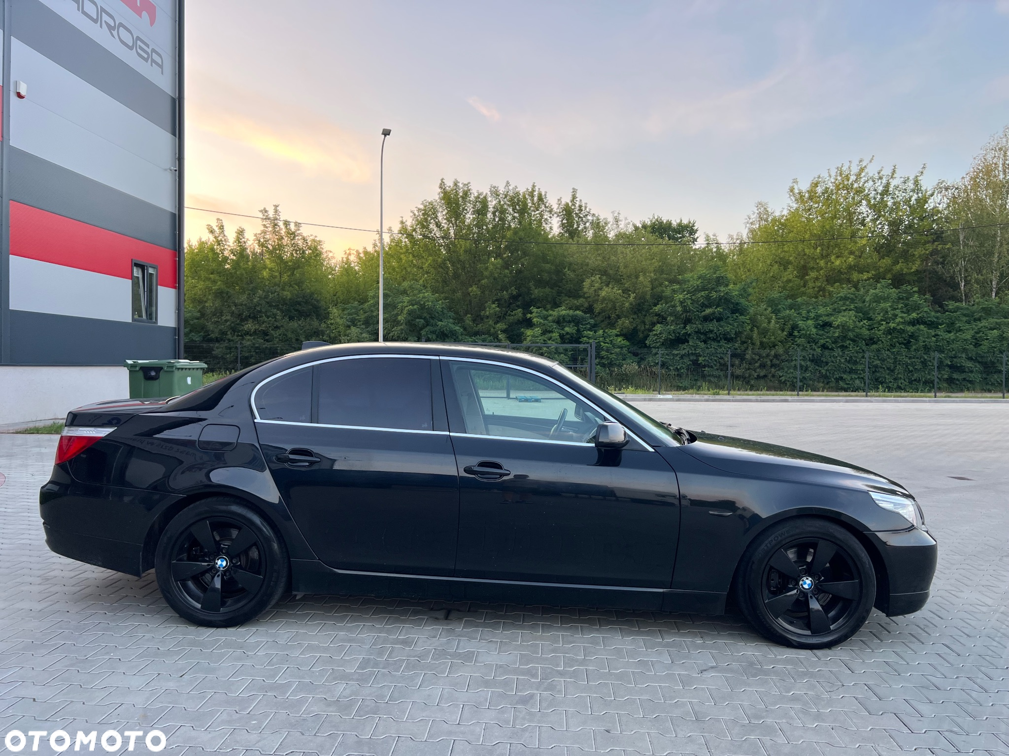 BMW Seria 5 525d Edition Exclusive - 13