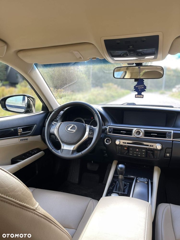 Lexus GS 300h Elite - 9
