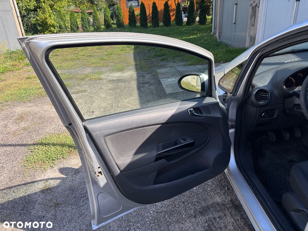 Opel Corsa 1.0 12V Essentia - 18