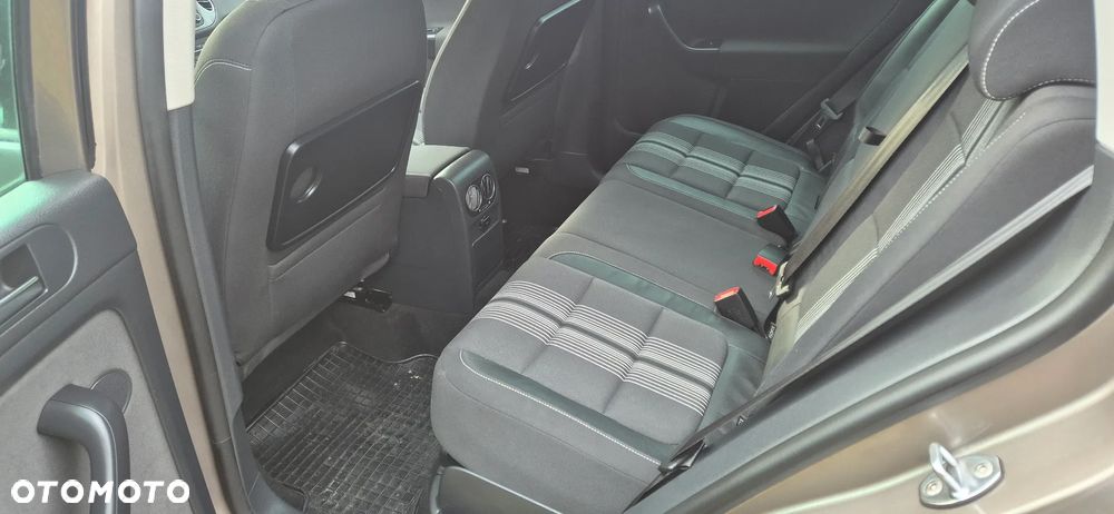 Volkswagen Jetta 1.4 TSI Highline - 19