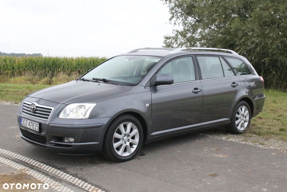 Toyota Avensis 2.0 D-4D Combi - 9