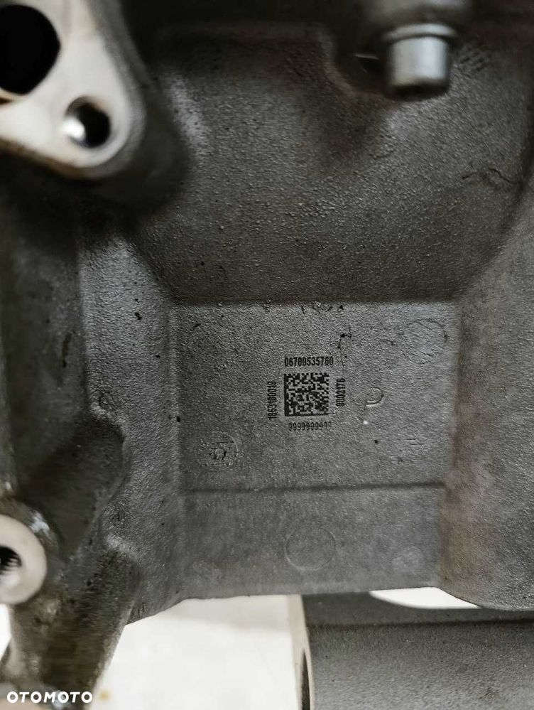 Silnik 3.0L Nettuno 90 z Maserati MC20 Cielo - 11