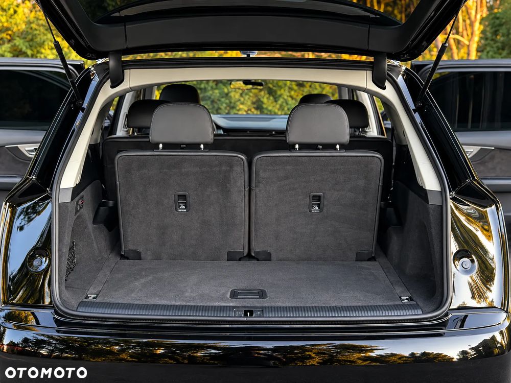 Audi Q7 - 19