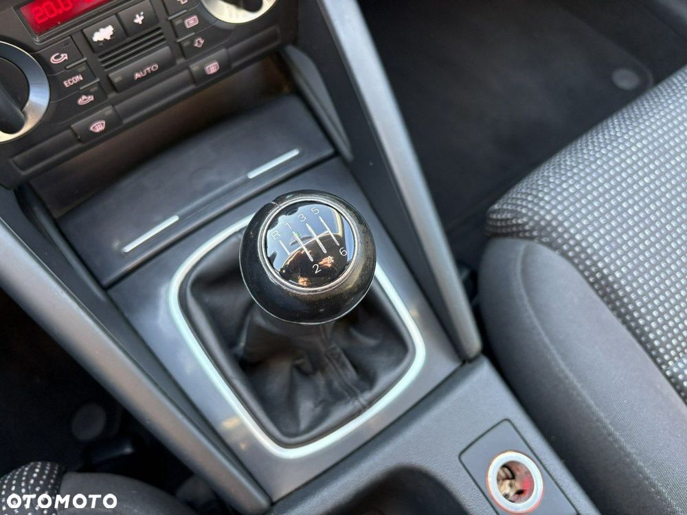 Audi A3 3-drzwiowe 1.8 TFSI Ambition - 23