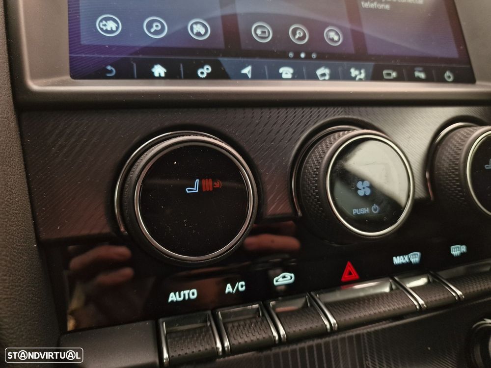 Jaguar F-Type 2.0 i4 R-Dynamic - 46