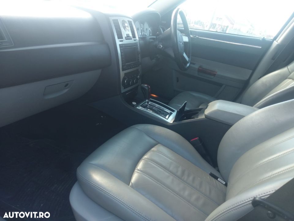 Dezmembrez Dezmembrari piese Chrysler 300c motor 3.0crd v6 211CP om642 combi far xenon bara fata completa cutie de viteze 7g tronic - 5