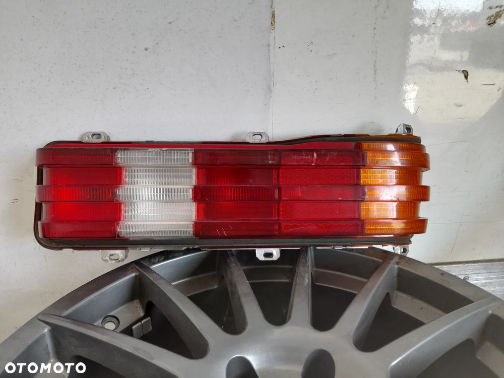 Lampa prawy tył Mercedes W123 Mercedes-Benz 1238200864R - 2